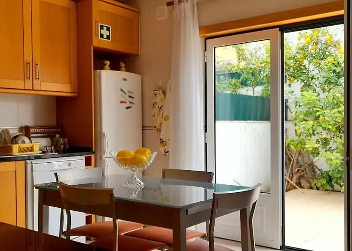 Casa Dos Limoes ゲストハウス カルダス・ダ・ライーニャ